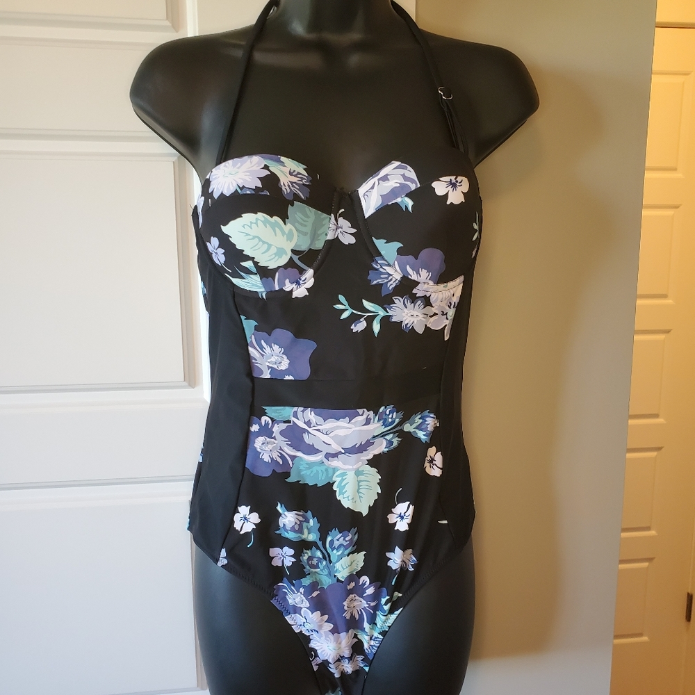 One Piece Floral Print Swim Suit - Picture 1 of 3